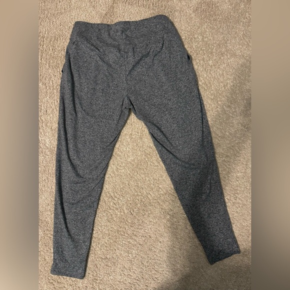 Zella Maternity Joggers / Size Medium - Picture 3 of 4